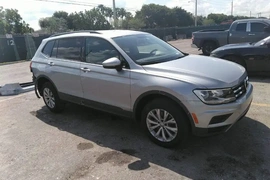 Volkswagen Tiguan 2020г.