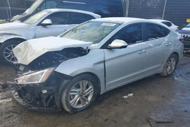 Hyundai Elantra 2019г.