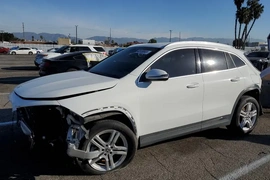 Mercedes-Benz GLA-Class 2021г.