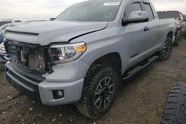 Toyota Tundra 2020г.