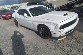 Dodge Challenger 2019г.
