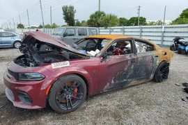 Dodge Charger 2022г.