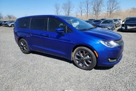 Chrysler Pacifica 2020г.