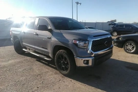 Toyota Tundra 2021г.