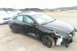 Hyundai Elantra 2021г.