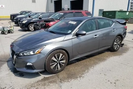 Nissan Altima 2021г.