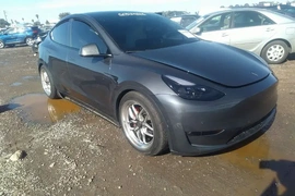 Tesla Model Y 2022г.