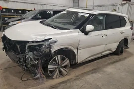 Nissan Rogue 2023г.