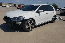 Volkswagen Golf GTI 2019г.