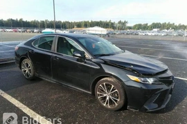 Toyota Camry 2019г.