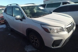 Subaru Forester 2019г.