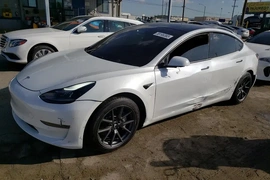 Tesla Model 3 2021г.