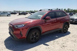 Toyota RAV4 2020г.