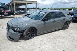 Chrysler 300 2019г.