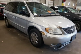 Chrysler Town & Country 2004г.