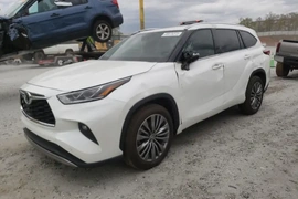 Toyota Highlander 2020г.