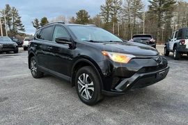 Toyota RAV4 2017г.