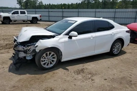 Toyota Camry 2021г.