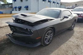 Dodge Challenger 2019г.