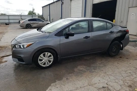 Nissan Versa 2020г.