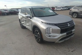 Mitsubishi Outlander 2022г.