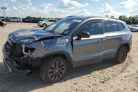 Volkswagen Taos 2022г.