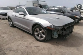 Ford Mustang 2018г.