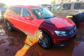 Volkswagen Tiguan 2021г.