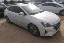 Hyundai Elantra 2019г.