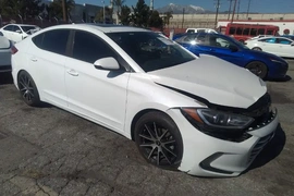 Hyundai Elantra 2017г.