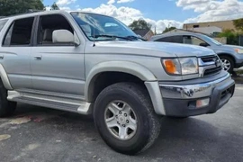 Toyota 4Runner 2001г.