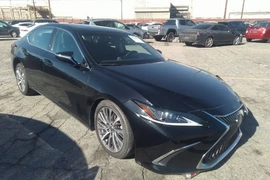 Lexus ES 350 2019г.