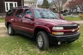 Chevrolet Suburban 2004г.
