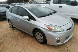Toyota Prius 2011г.
