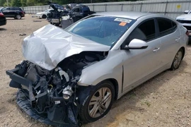 Hyundai Elantra 2019г.