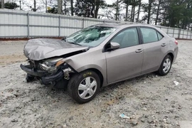 Toyota Corolla 2015г.