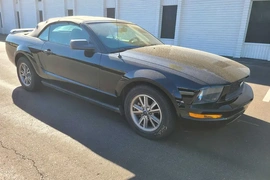 Ford Mustang 2005г.