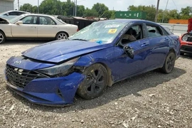 Hyundai Elantra 2022г.