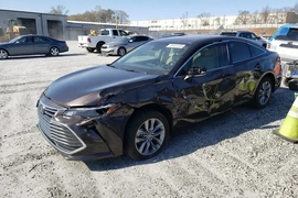 Toyota Avalon 2019г.