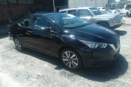 Nissan Versa 2020г.