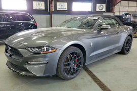 Ford Mustang 2019г.