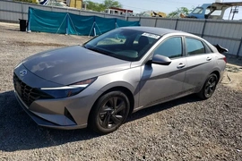 Hyundai Elantra 2021г.