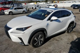 Lexus NX 300 2020г.