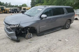 Chevrolet Suburban k 2022г.