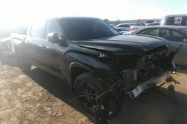 Toyota Tundra 2022г.