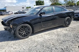 Dodge Charger 2013г.