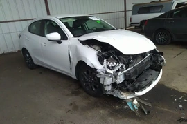 Toyota Yaris 2019г.
