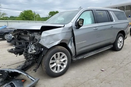 Chevrolet Suburban 2023г.