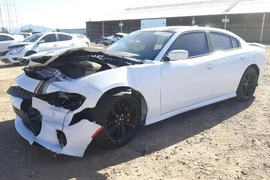 Dodge Charger 2022г.