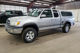 Toyota Tundra 2001г.